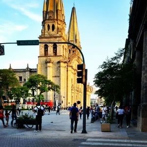 Meet your Posher, Raymundo